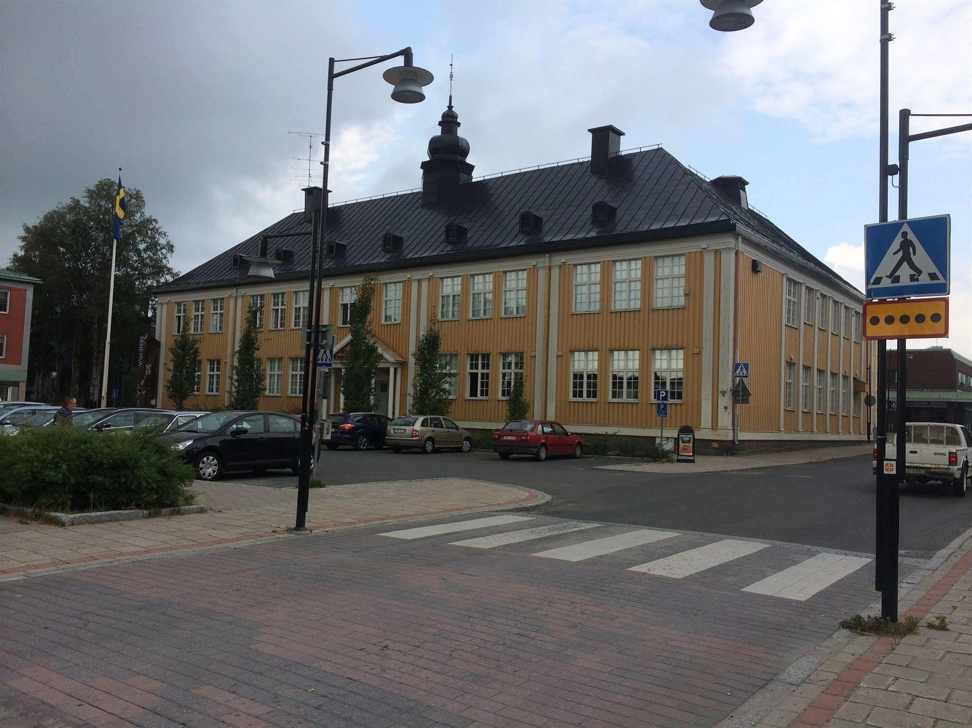 Svefi Vandrarhem - Hostel Хапаранда Экстерьер фото